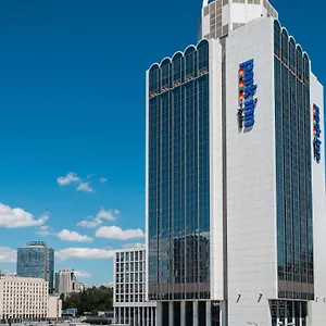 Park By Radisson Troyitska 4* Kiev